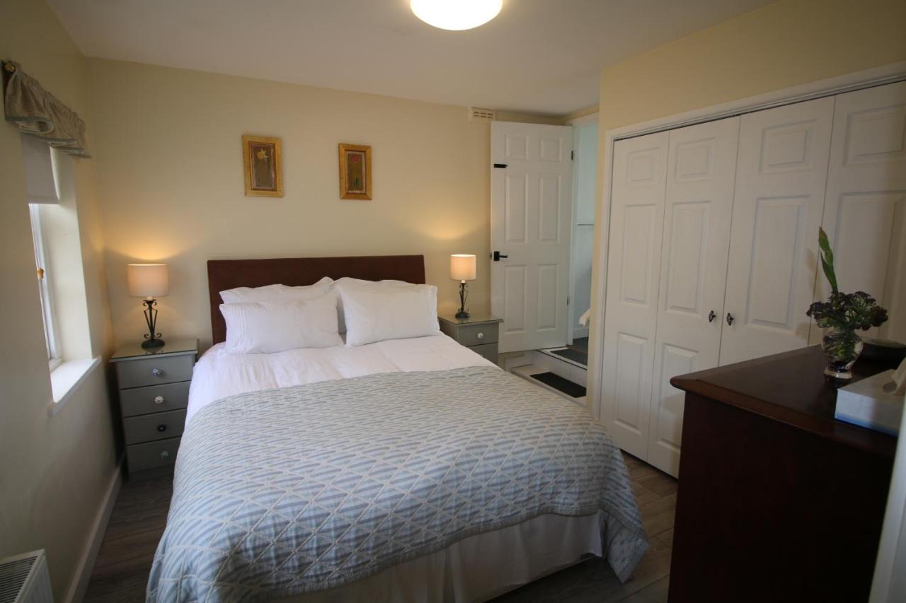 Prince Hill Cottages Worton  외부 사진