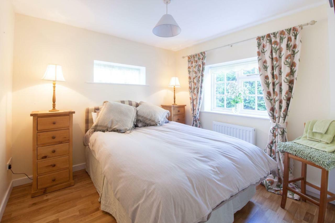 Prince Hill Cottages Worton  외부 사진