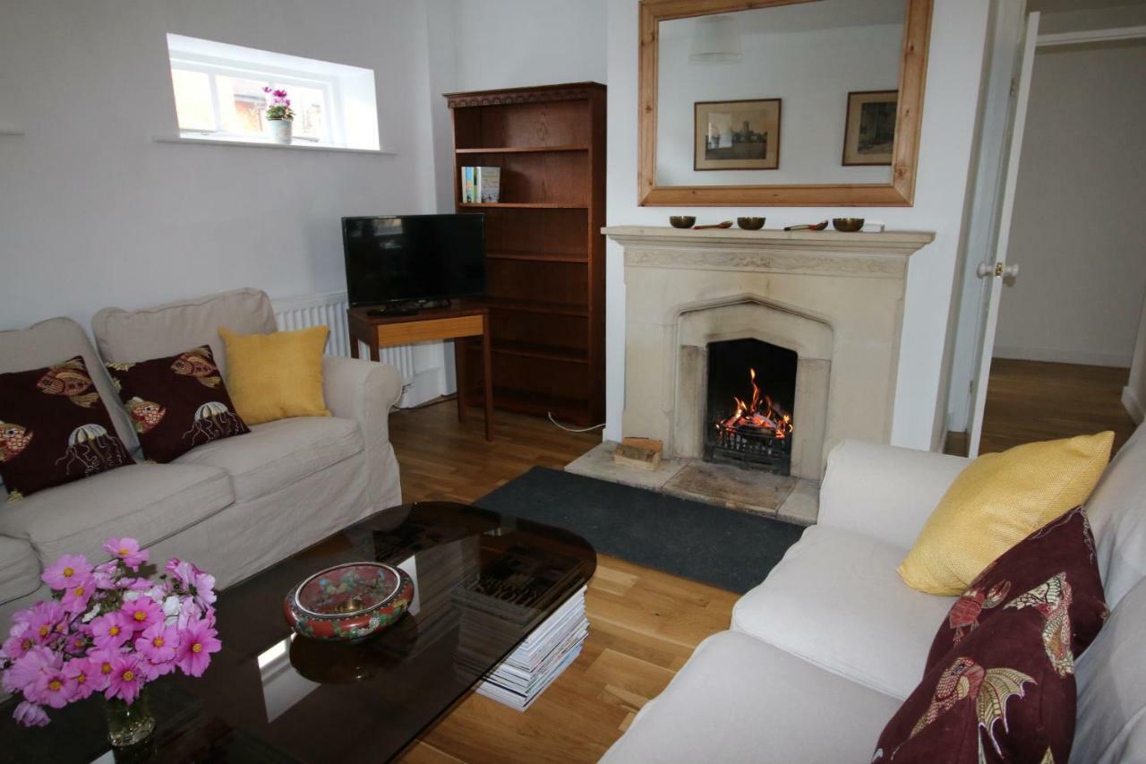 Prince Hill Cottages Worton  외부 사진