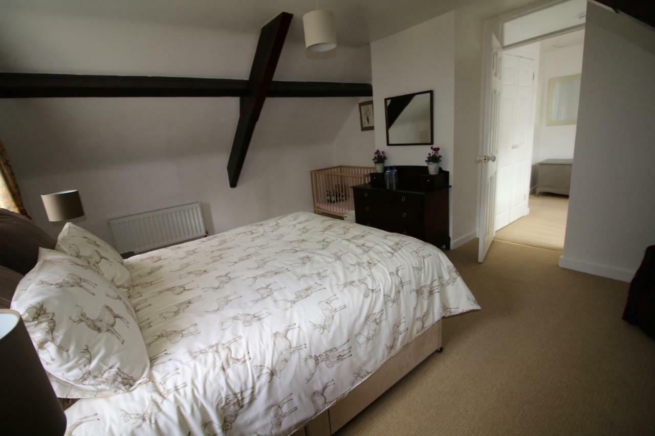 Prince Hill Cottages Worton  외부 사진